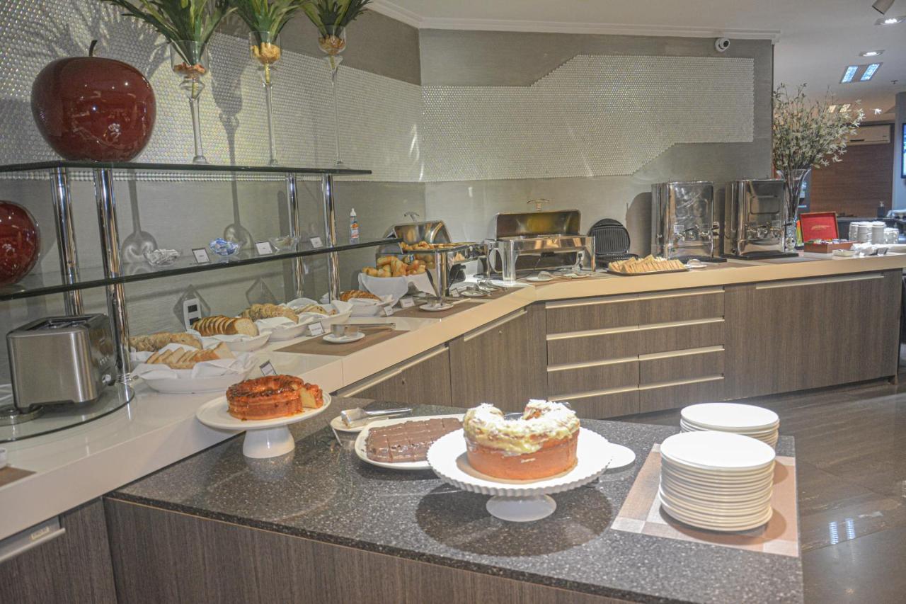 Prix Hotel Passo Fundo Bagian luar foto