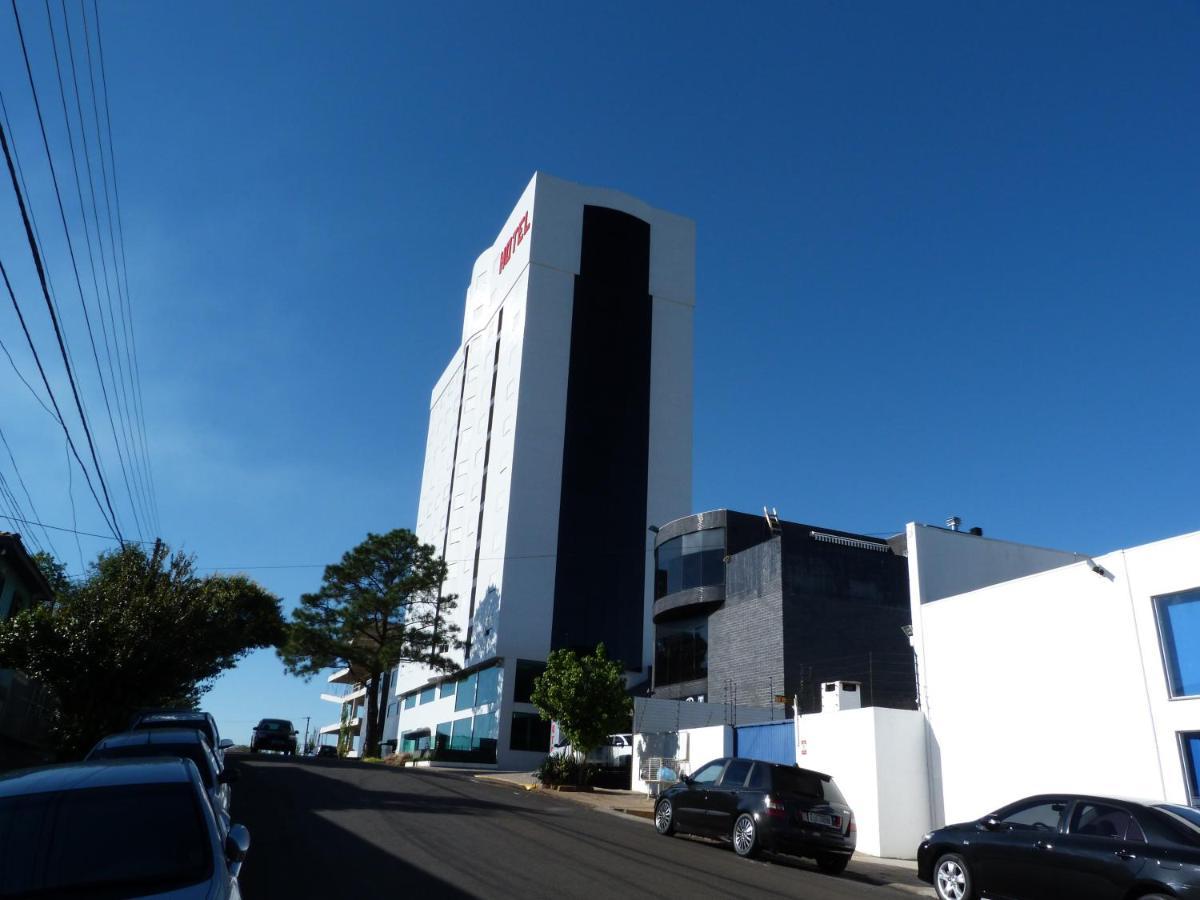 Prix Hotel Passo Fundo Bagian luar foto