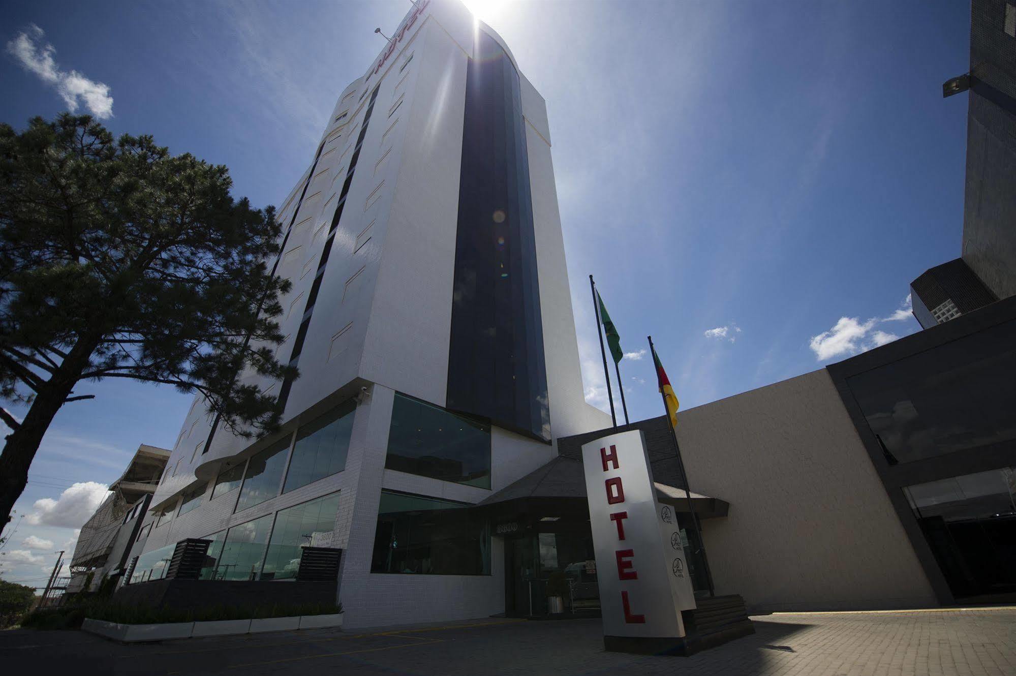 Prix Hotel Passo Fundo Bagian luar foto